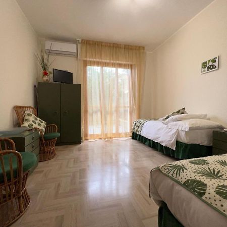 Garden Apartment Celle Ligure Buitenkant foto